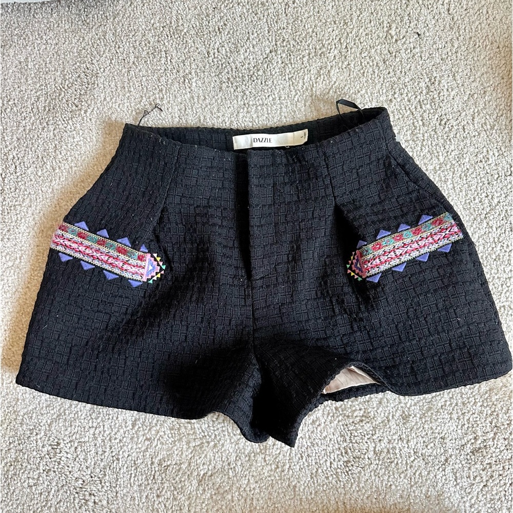 Vintage shorts with embroidery detail